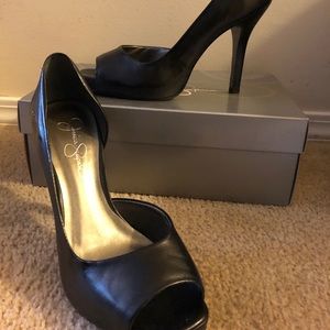 Jessica Simpson heels size 8.5